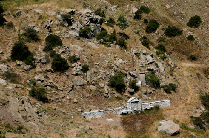 Sandstone outcrops of First Flysch Beds, behind spring.