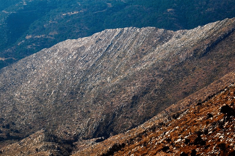 Exquisite landscape expresion of Cretea syncline.