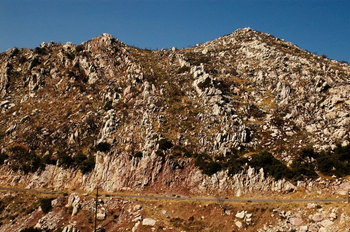 Landscape expression of Thick White Limestone Beds.