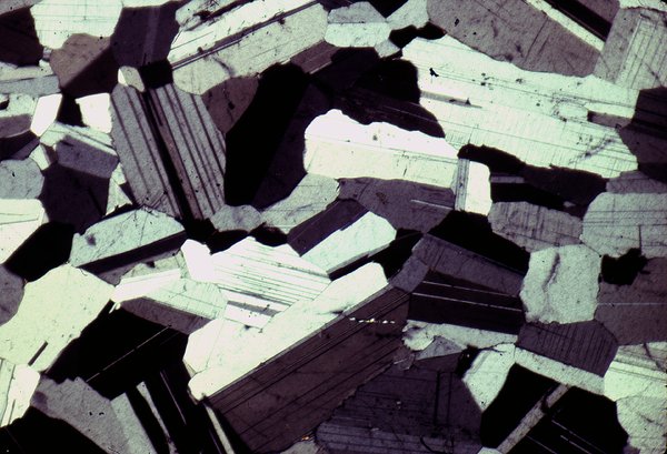 Anorthosite with residual elongate grain shapes